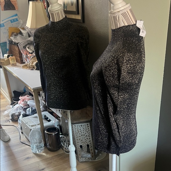 🛑 1 hour sale. Joie, XS, Black and Gold Glitter Puff Sleeve Sweater. NWT. - Picture 3 of 11
